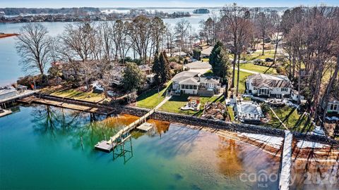 3267 Miners Cove Court Denver NC 28037