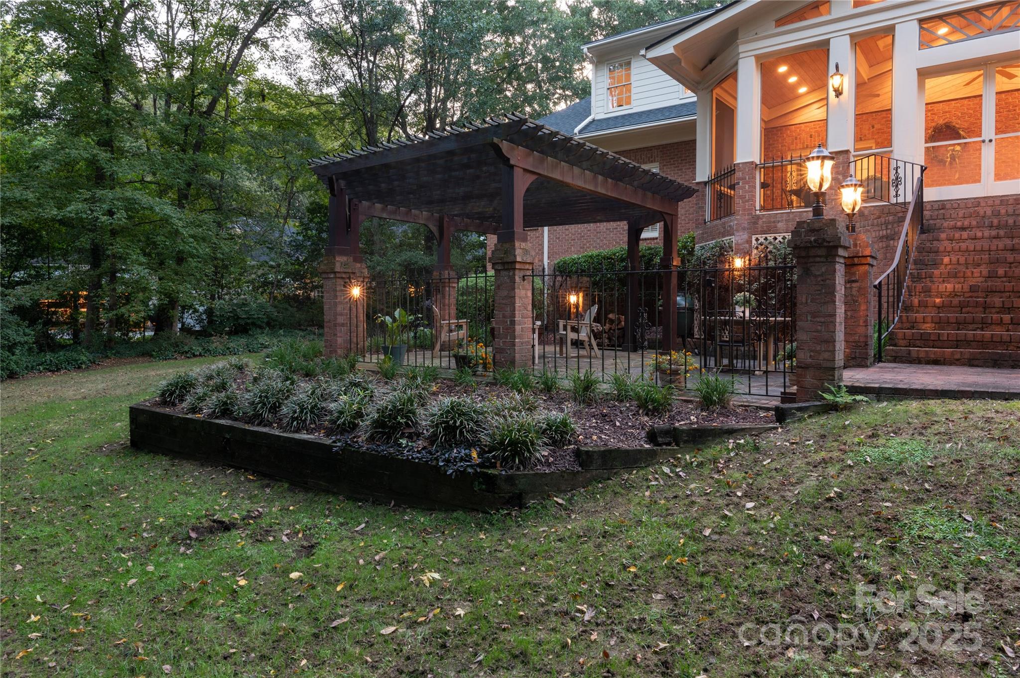 Quail Hollow - Residential