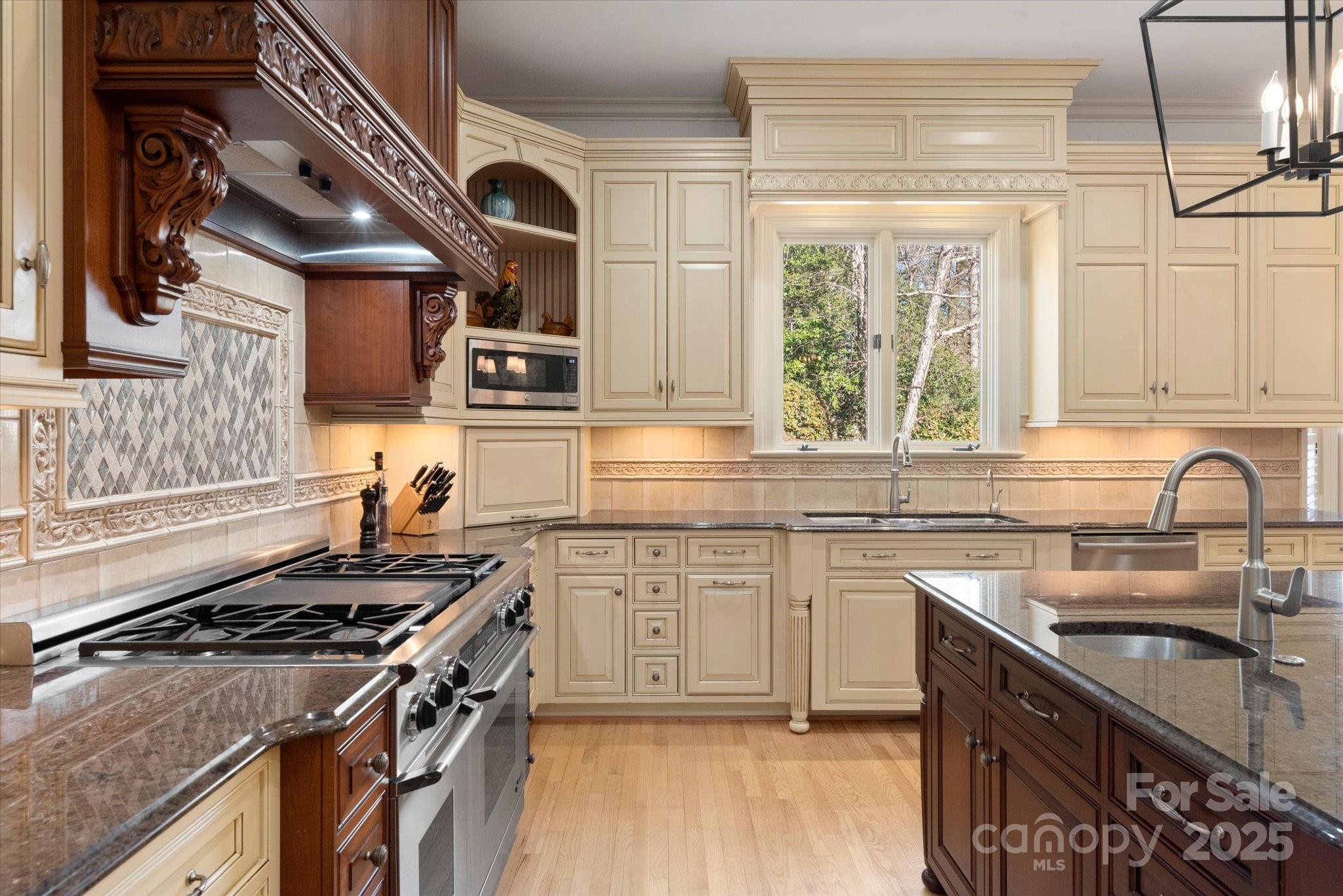 Quail Hollow - Residential