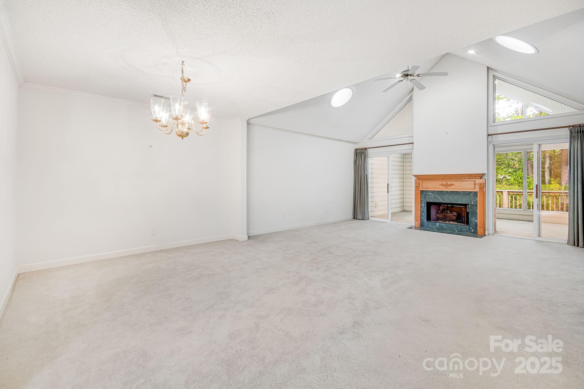 57 Lake Pointe Circle