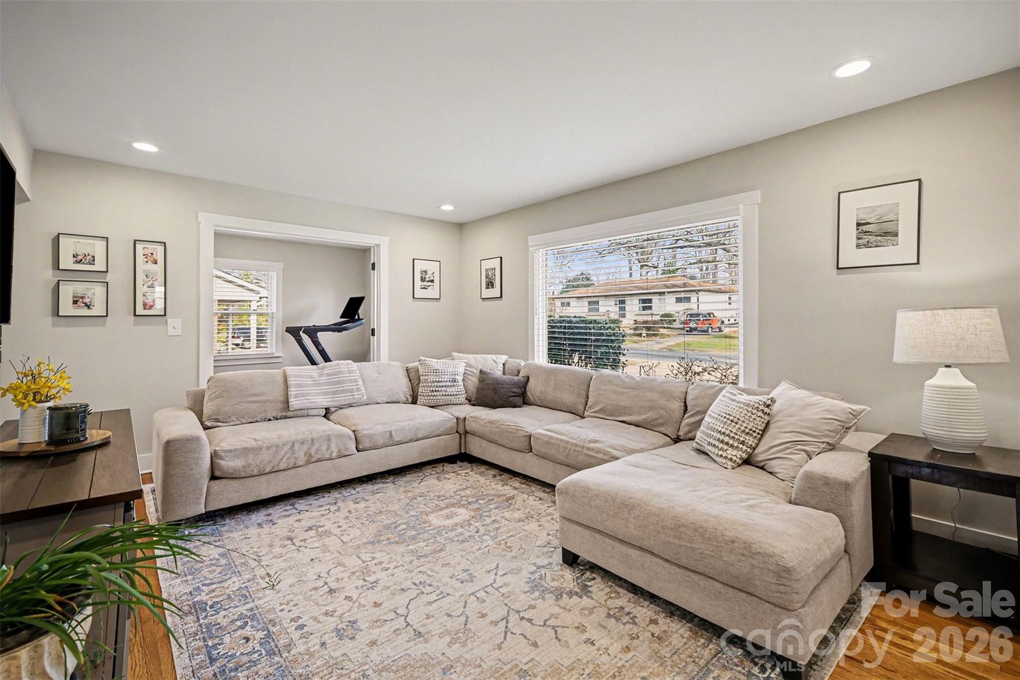 4532 Carriage Drive Circle