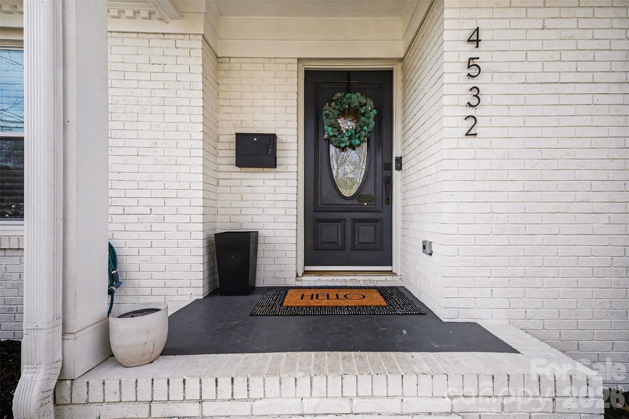 4532 Carriage Drive Circle