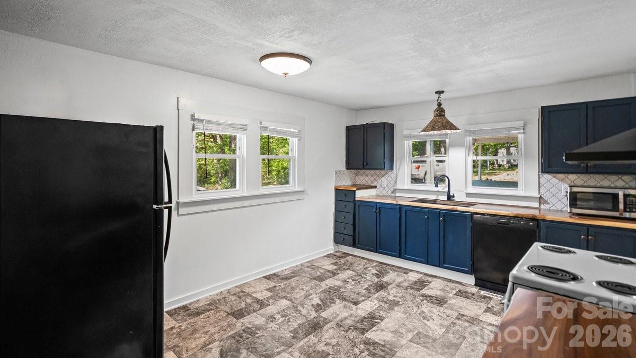 Sunset Park - Residential