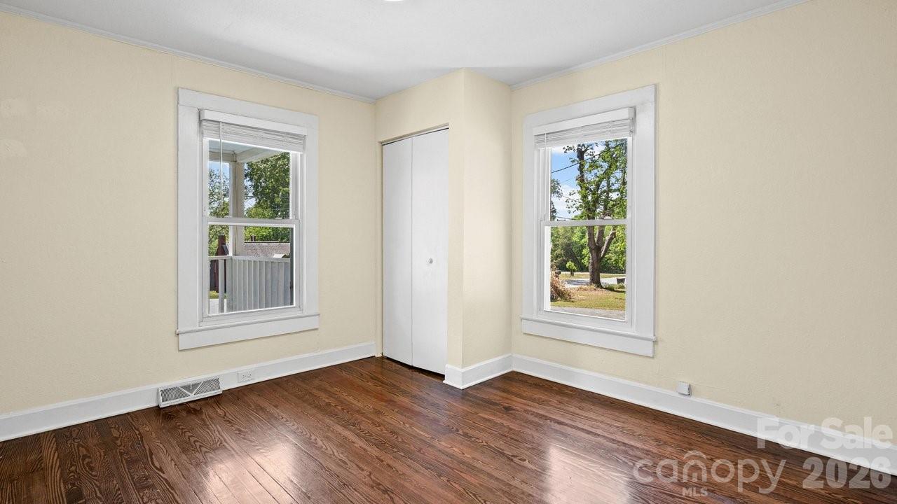 Sunset Park - Residential