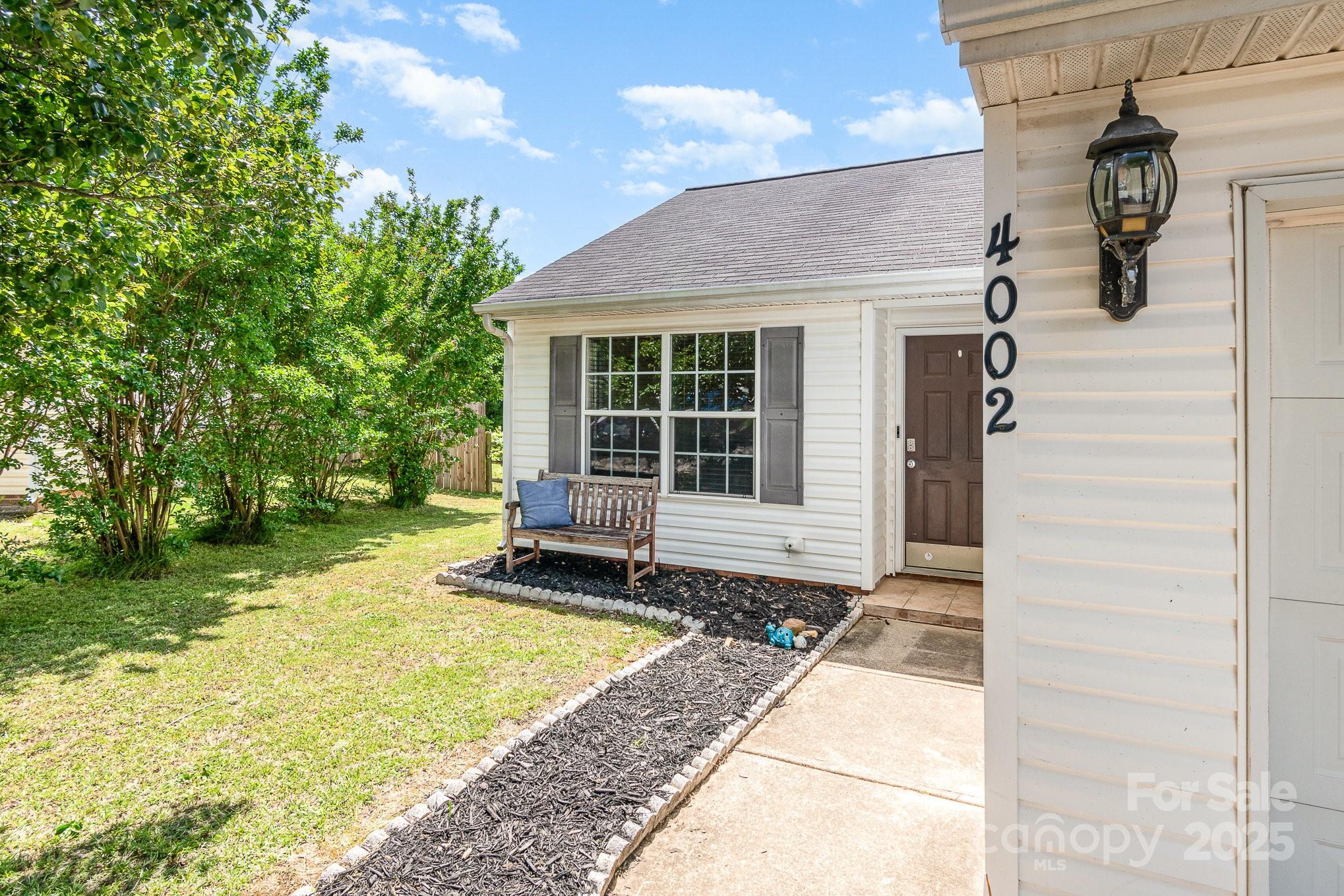4002 Solomons Court