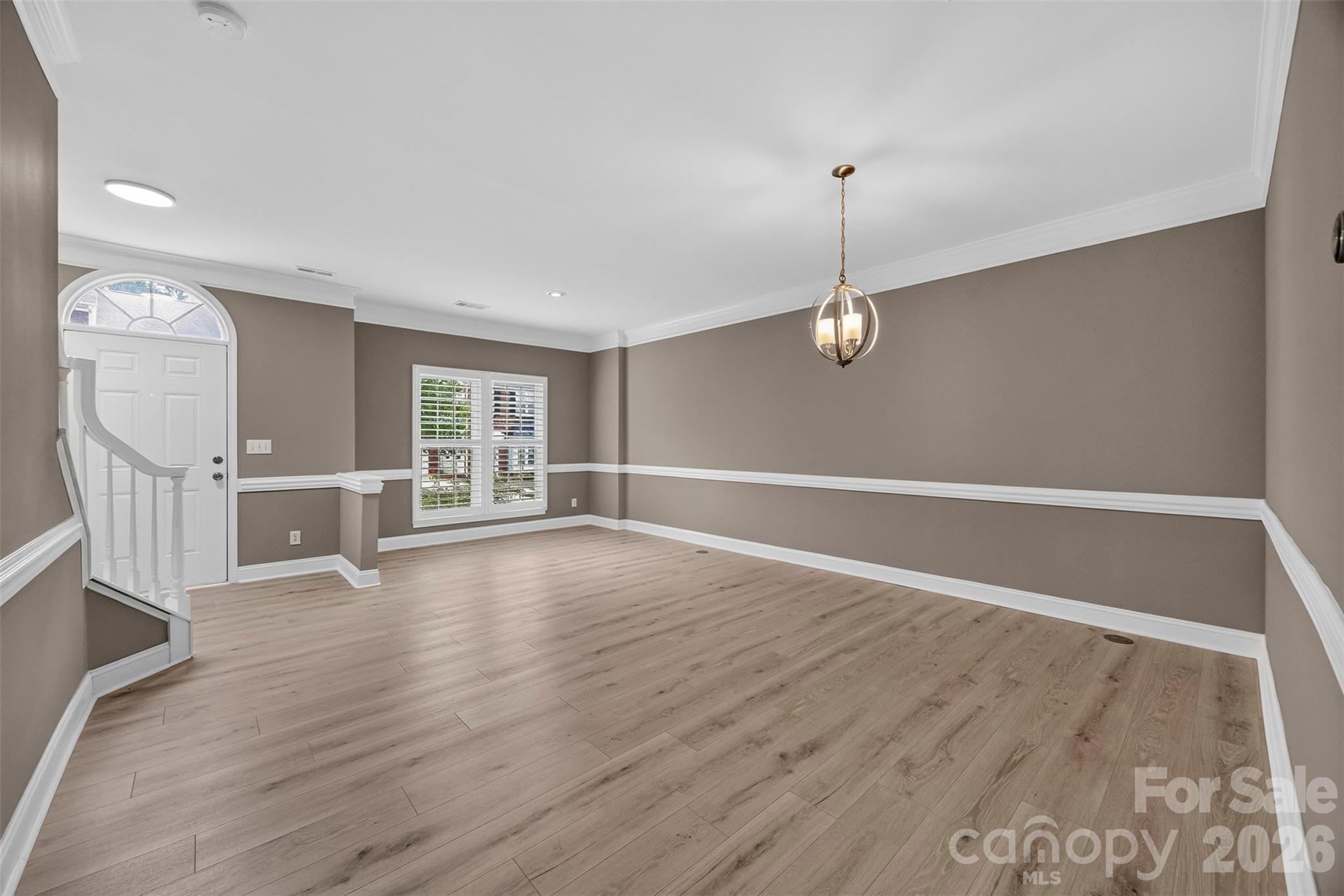 14435 Greenpoint Lane