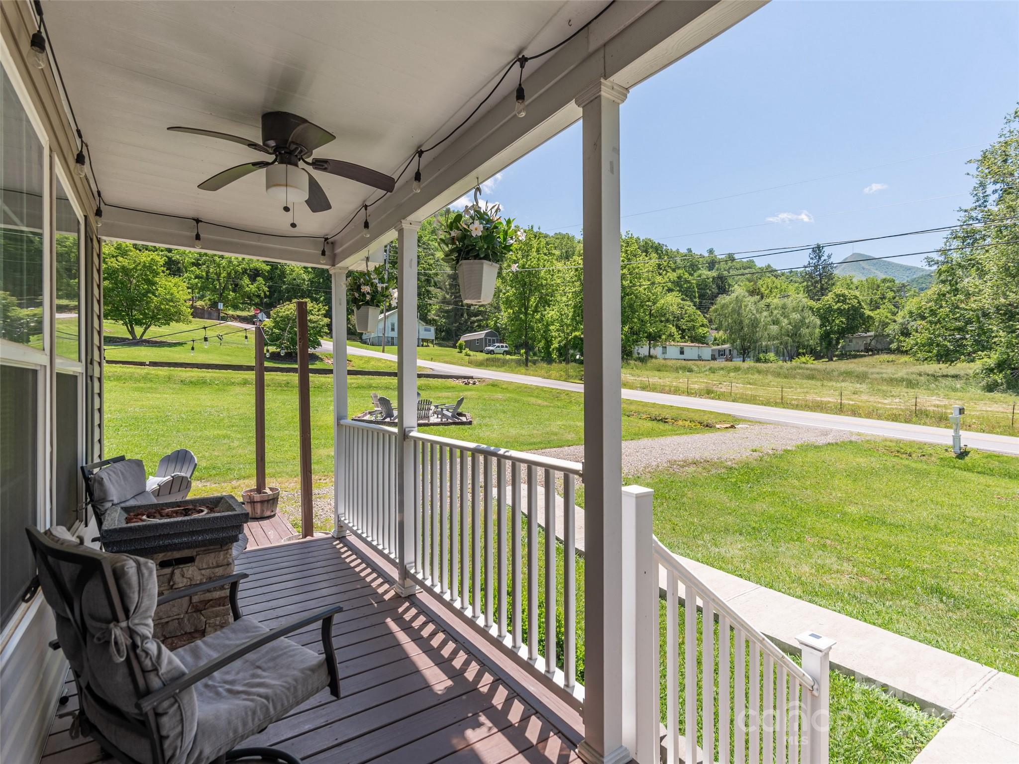 16 Sams Branch Road