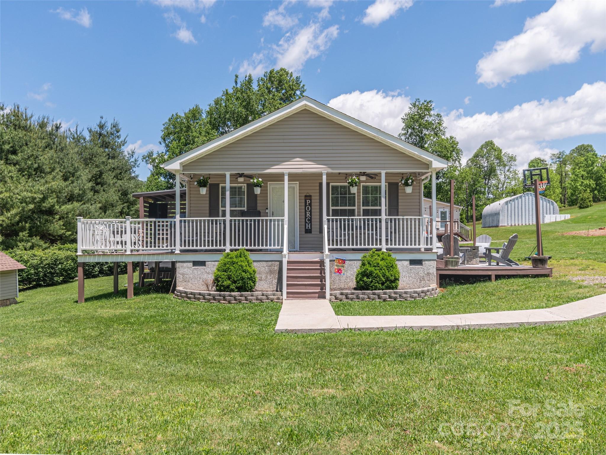 16 Sams Branch Road
