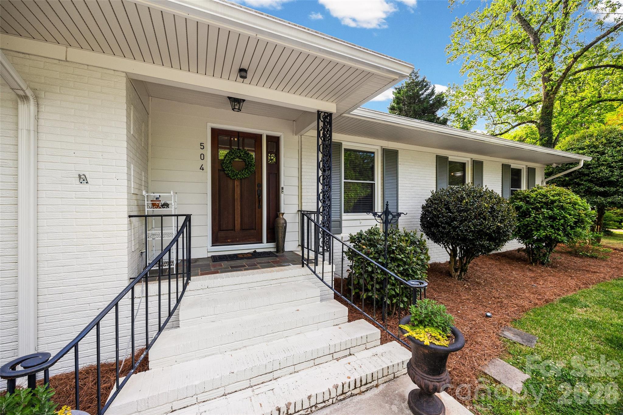 504 Fairway Drive