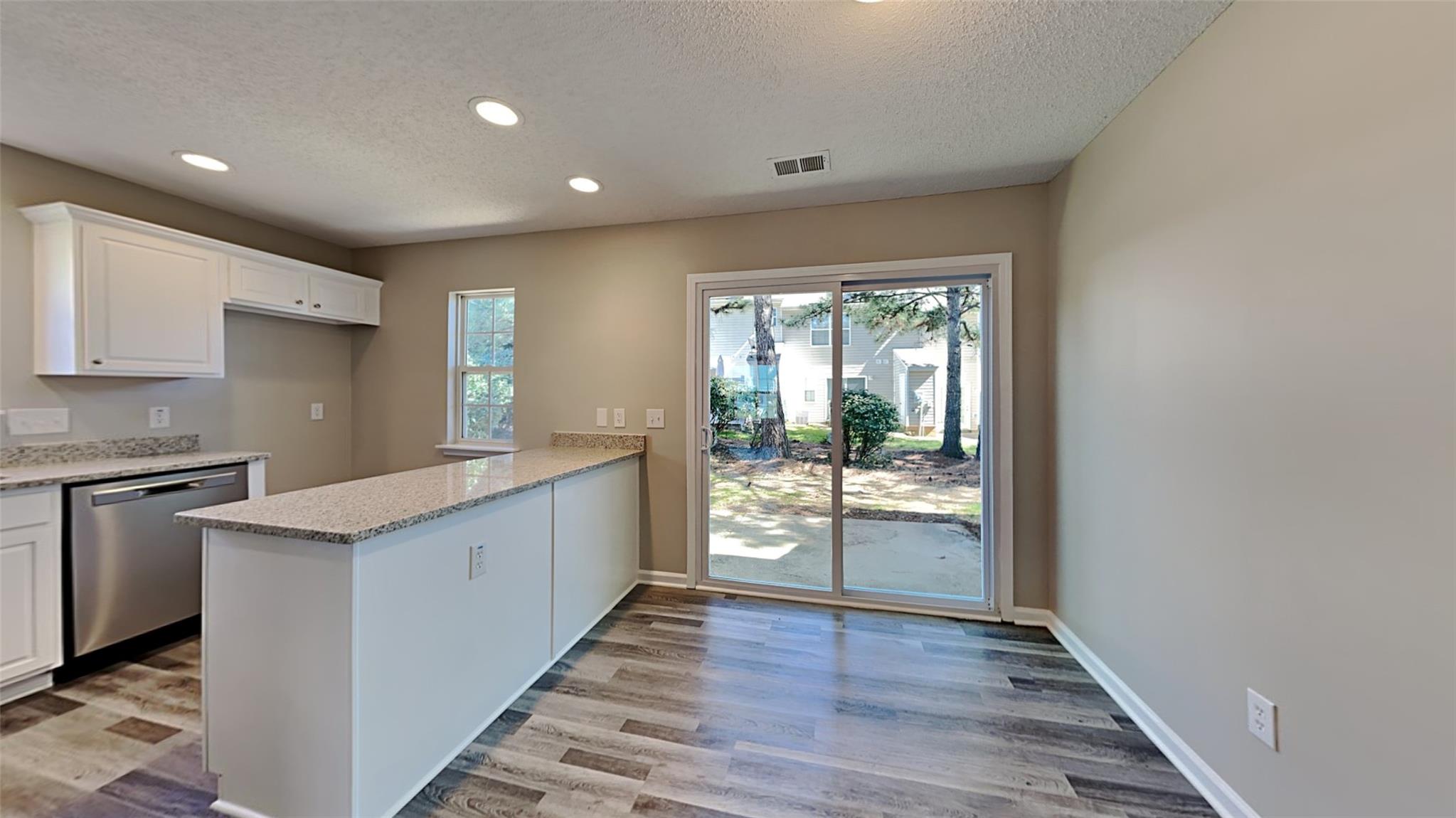 The Townes At River Crossing - Residential