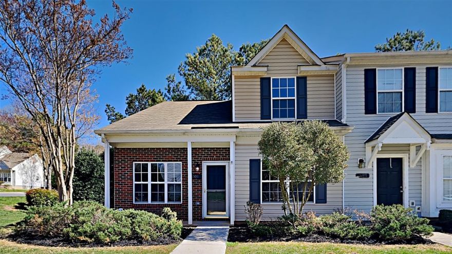 Welcome to this 3 bed, 2.5 bath end unit townhome in Fort Mill! Fantastic location just down the road from the Catawba River, award winning restaurants and a slew of shopping/dining options! Many updates throughout this home including gorgeous granite countertops in kitchen and baths, new S/S appliances (dishwasher, range & microwave), fresh paint throughout, new Luxury Vinyl Plank flooring in main living areas and bathrooms, new carpeting in bedrooms and all new lighting inside and out. Also includes new switches and outlets, new HVAC and new water heater, 2023! Feels like a new home! Community pool as well! Don’t miss this one!