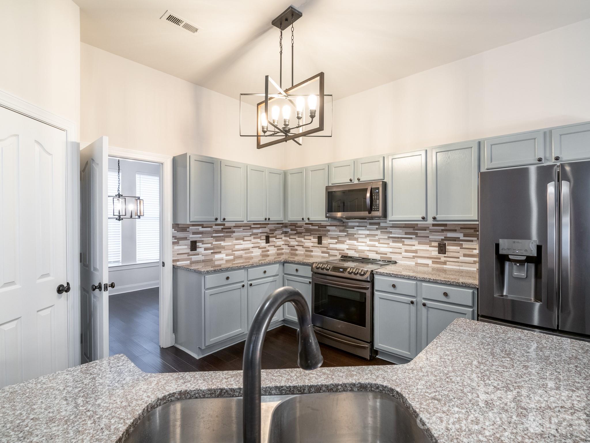 Thornhill - Residential Lease