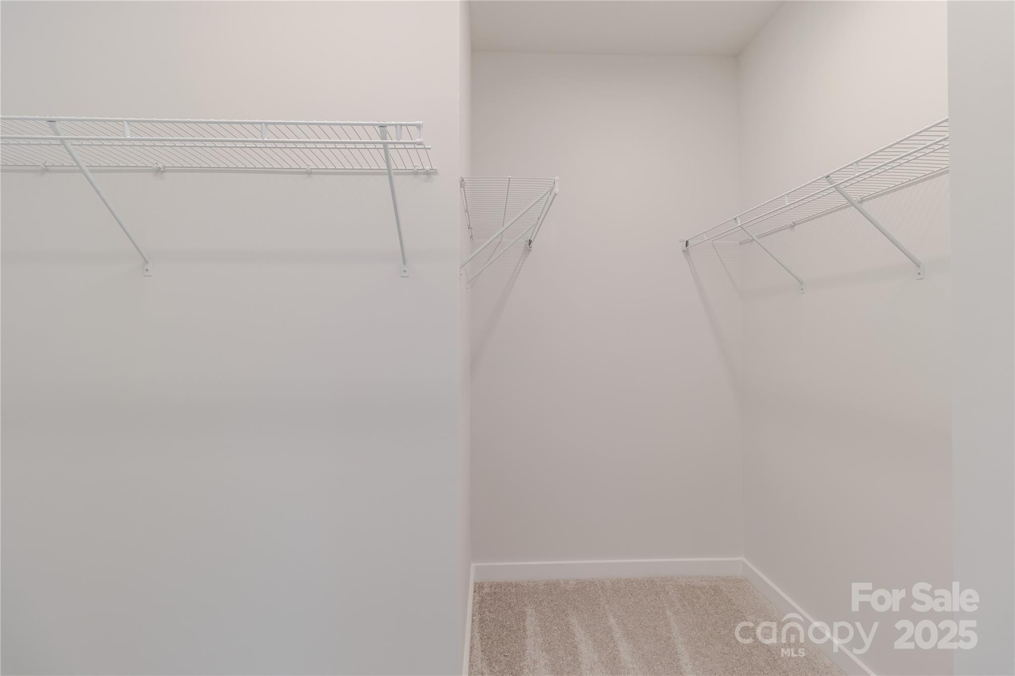 Walk23 - Residential