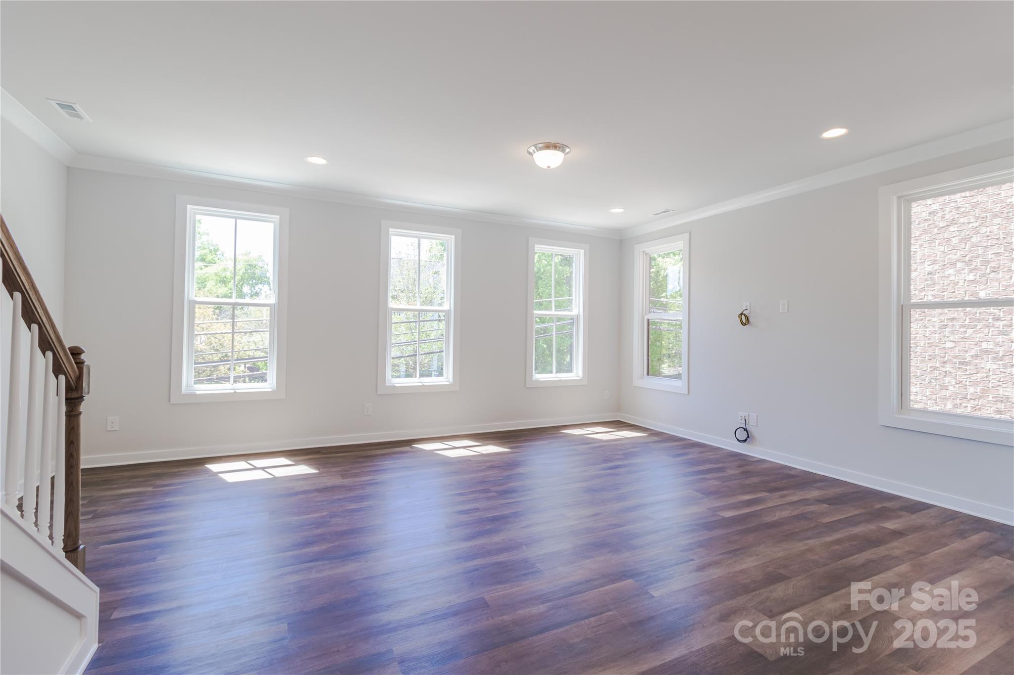 Walk23 - Residential