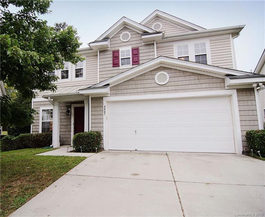 Lovely updated open flrpln with TONS of Space! Cul-de-sac lot & wooded yard perfect for kids. Clean, spacious living rm with huge kitchen + stainless appls. Hrdwd floors throughout home. Guest suite on main. Huge master suite with walk in closet bigger than most bedrooms! Other upstairs bedroom are also very spacious and there is a loft. Great, convenient location and really well cared for home make this a must see. Was Under Contract since 10/26, buyers financing fell through after extensions.