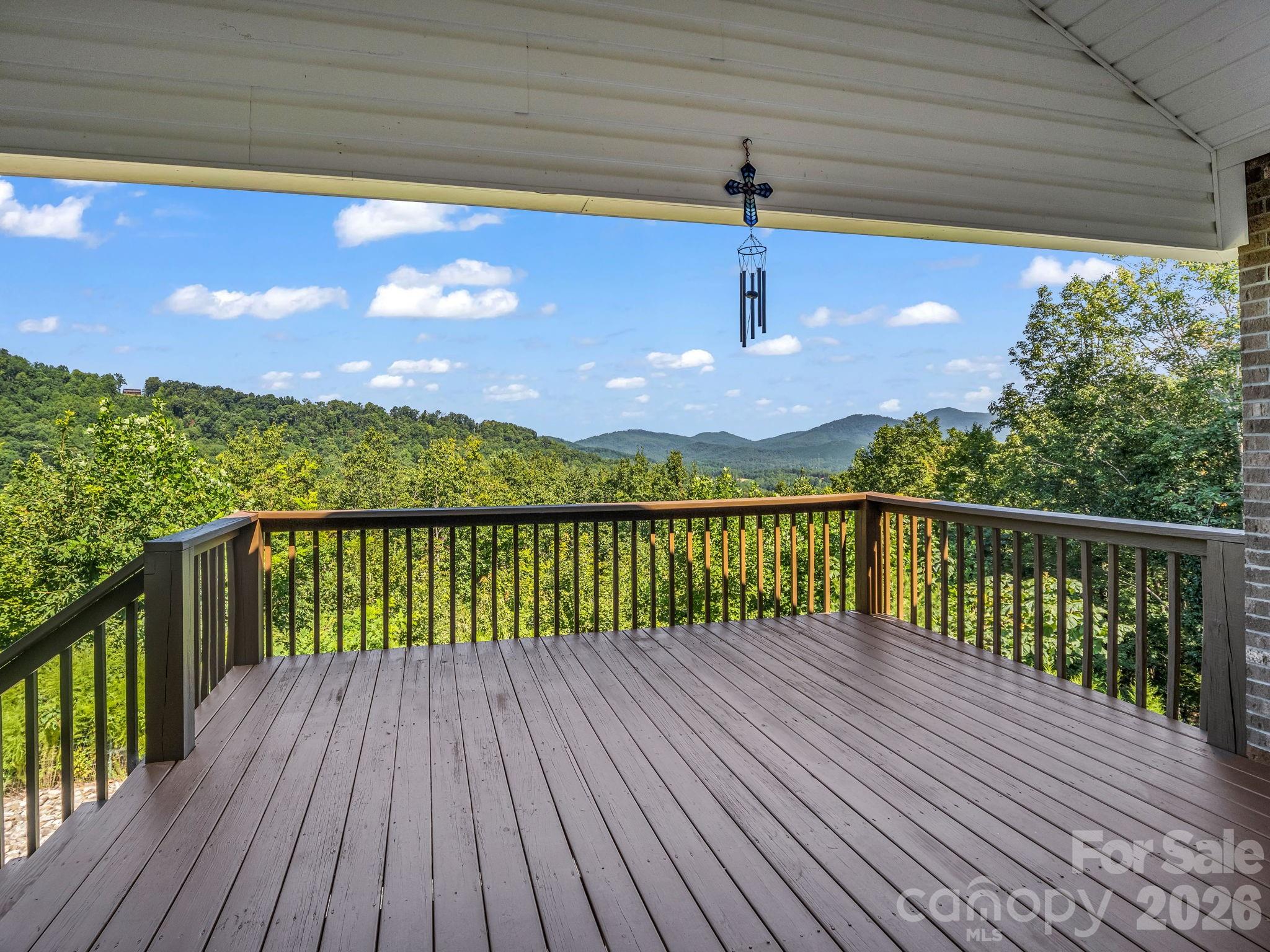 485 Mountain Lookout Drive