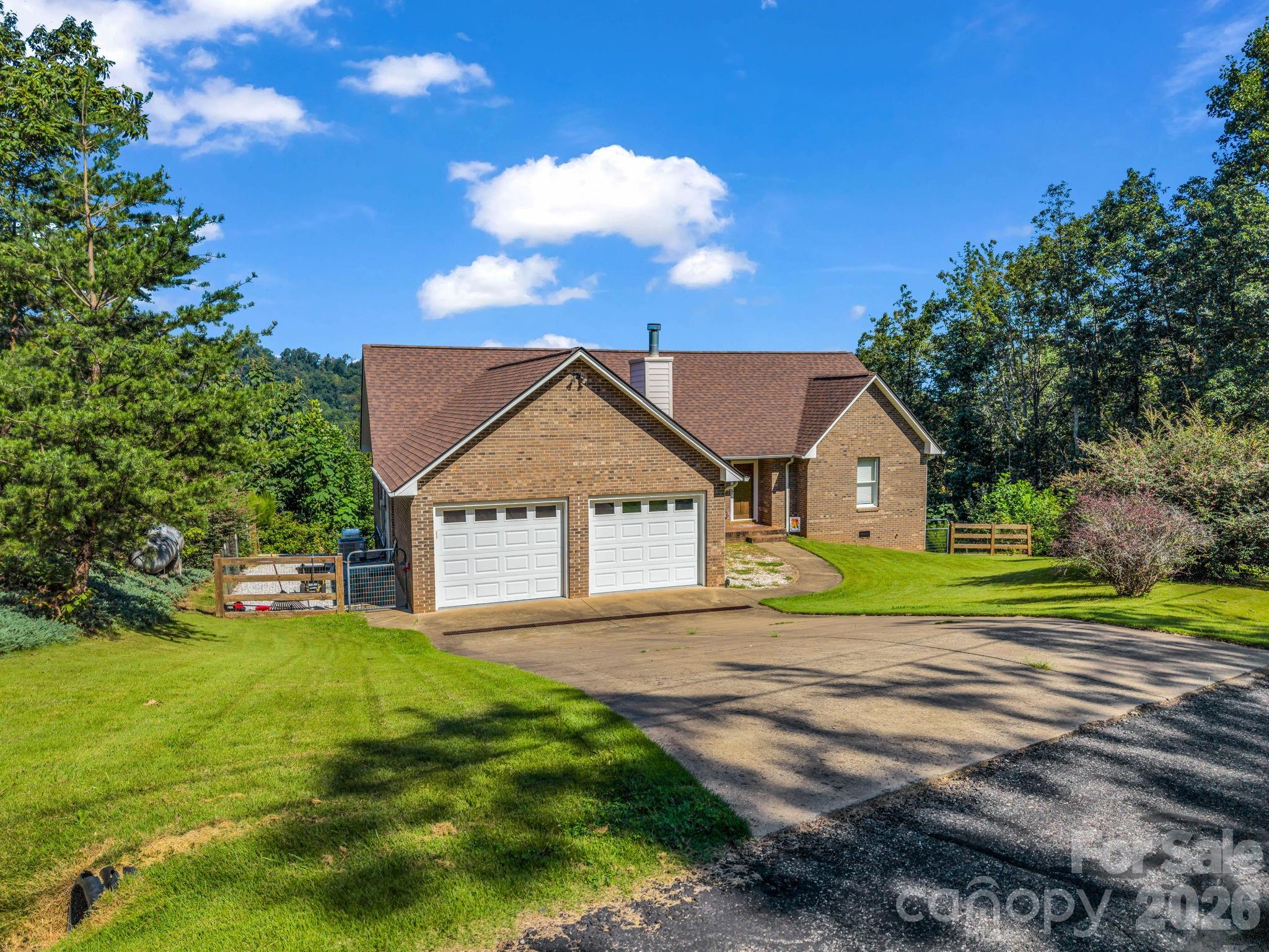 485 Mountain Lookout Drive