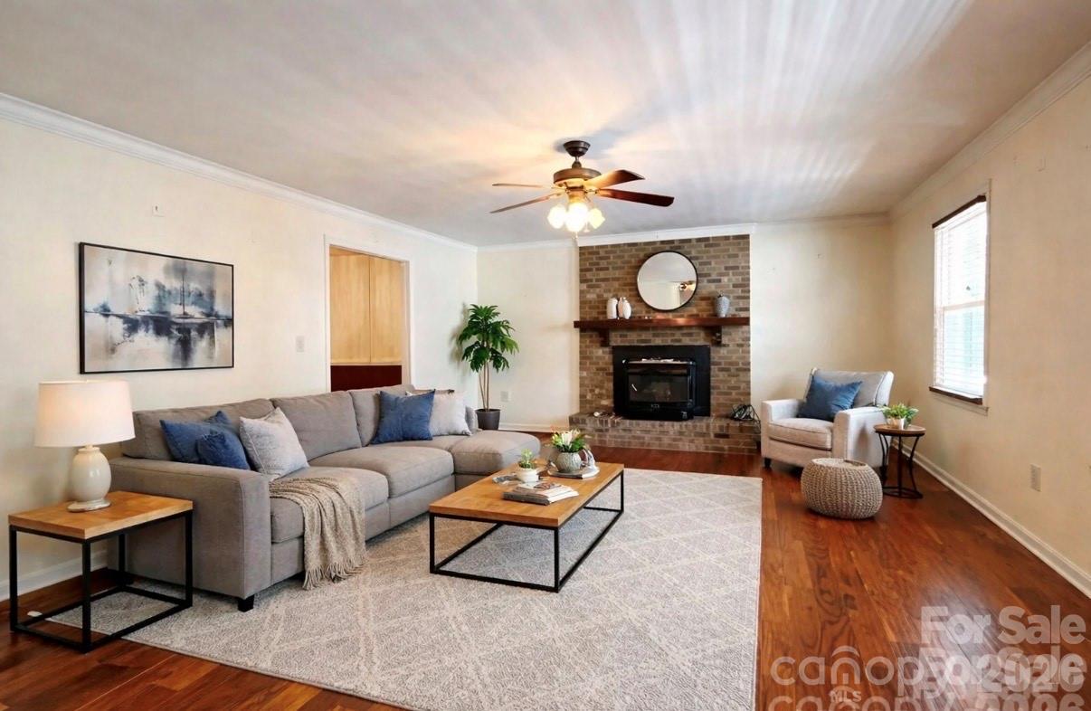 1164 Hidden Lake Drive 10