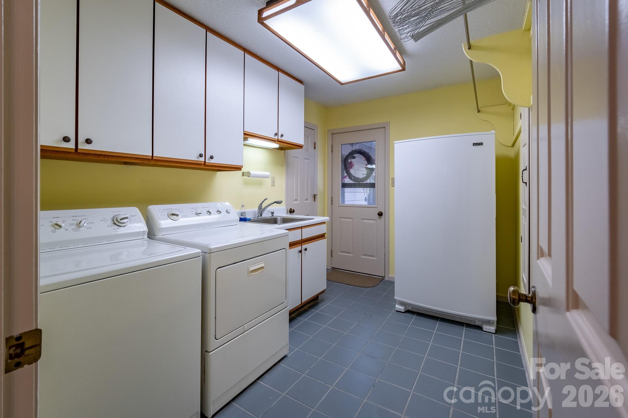 Connestee Falls - Residential