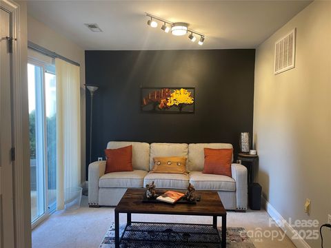 Photo of 6329 Park Creek Drive, Charlotte, NC 28262 (MLS # 4328057)