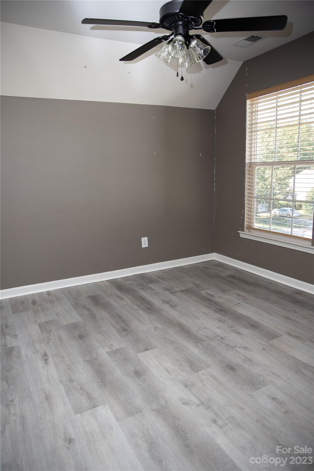 Loren Farms - Residential