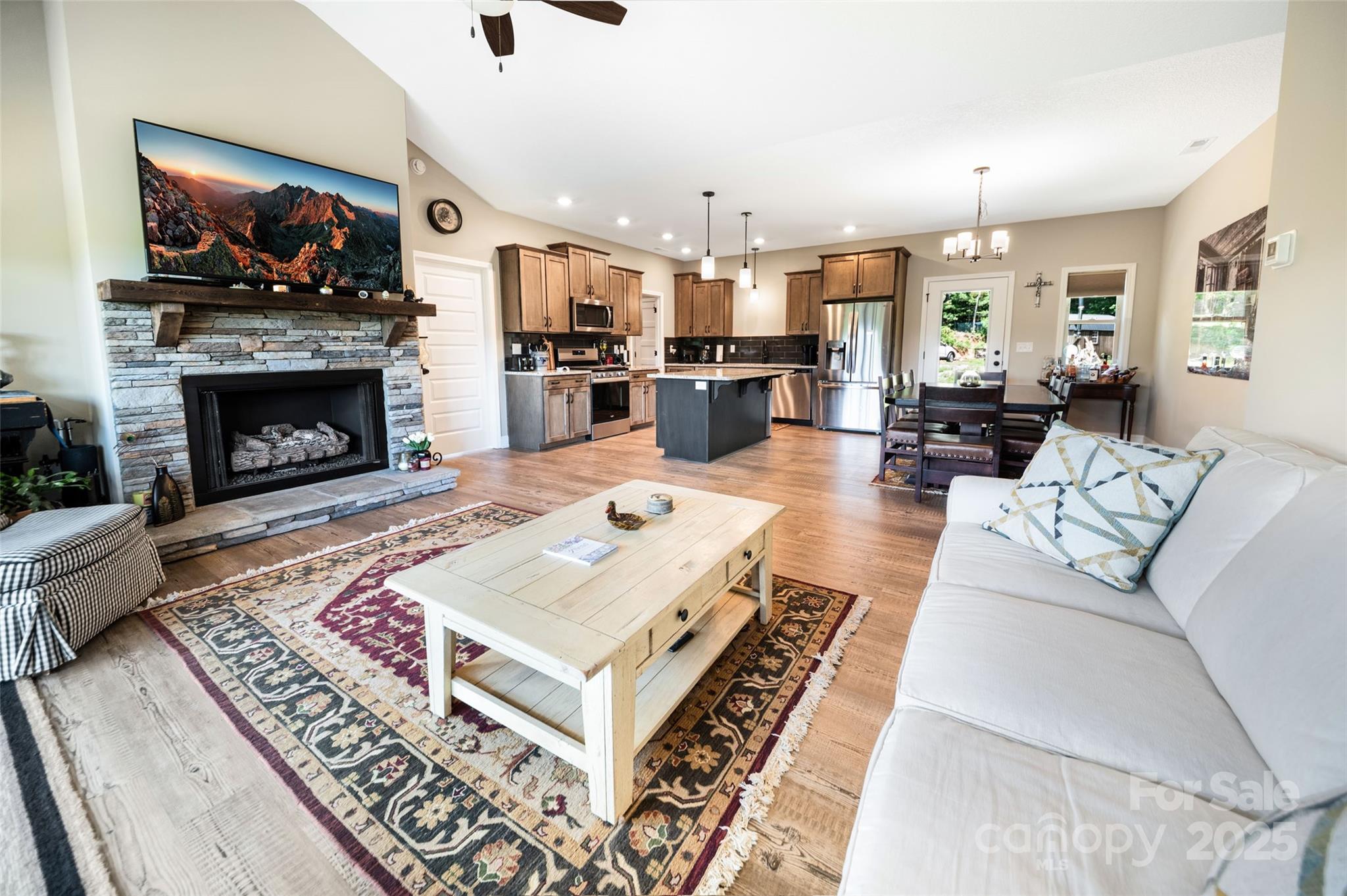 71 Banks Creek Road