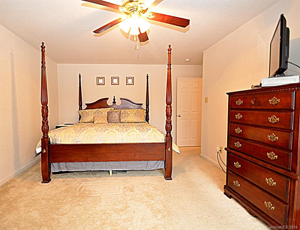 Crowders View - Residential