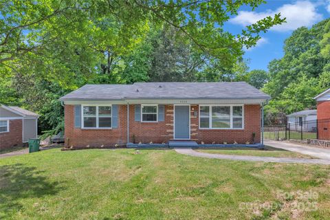 4553 Morgan Street Charlotte NC 28208