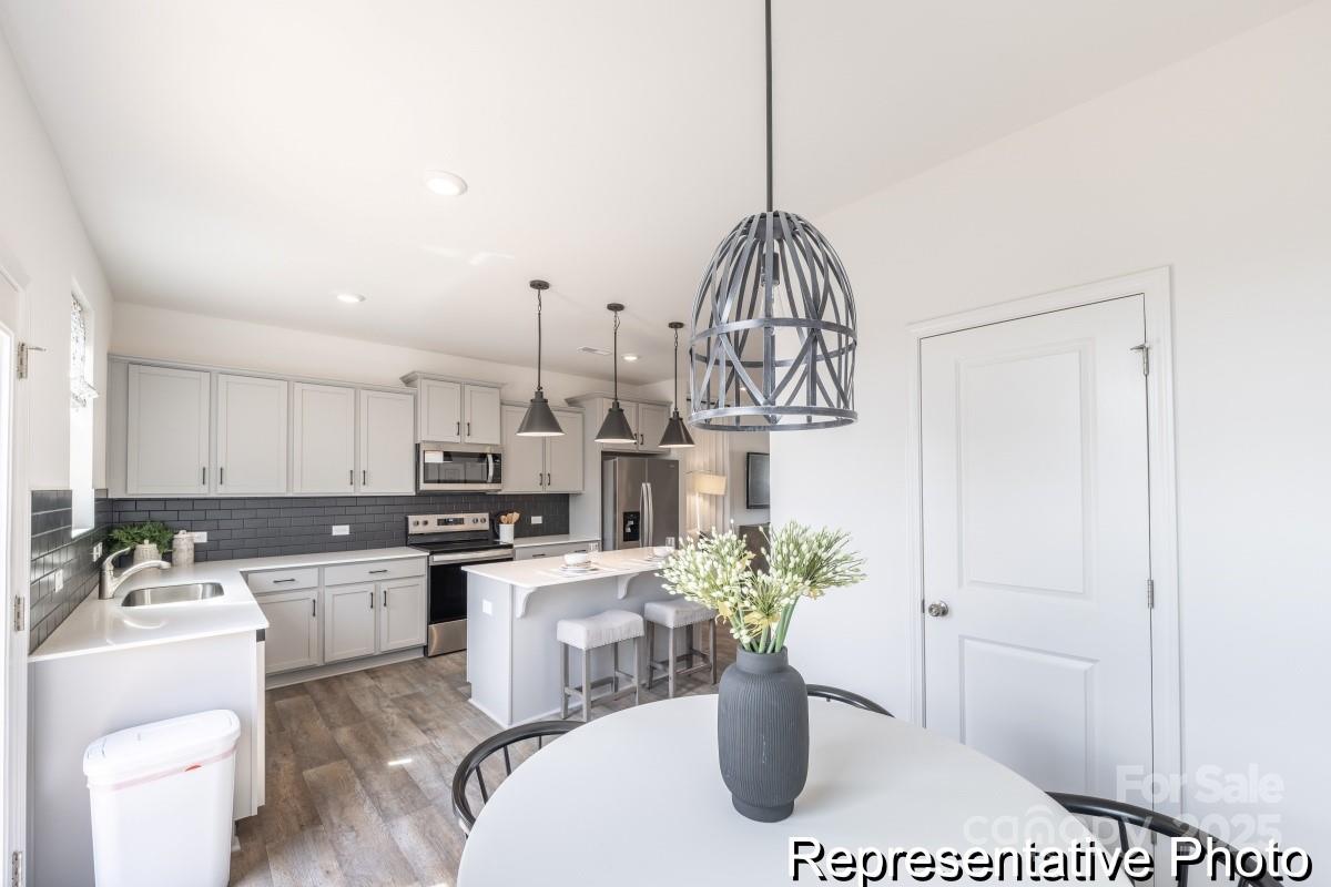 The Towns at Cliffwood - Residential