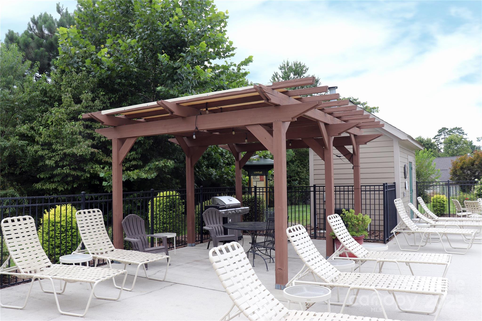 Wynnshire Ridge - Residential