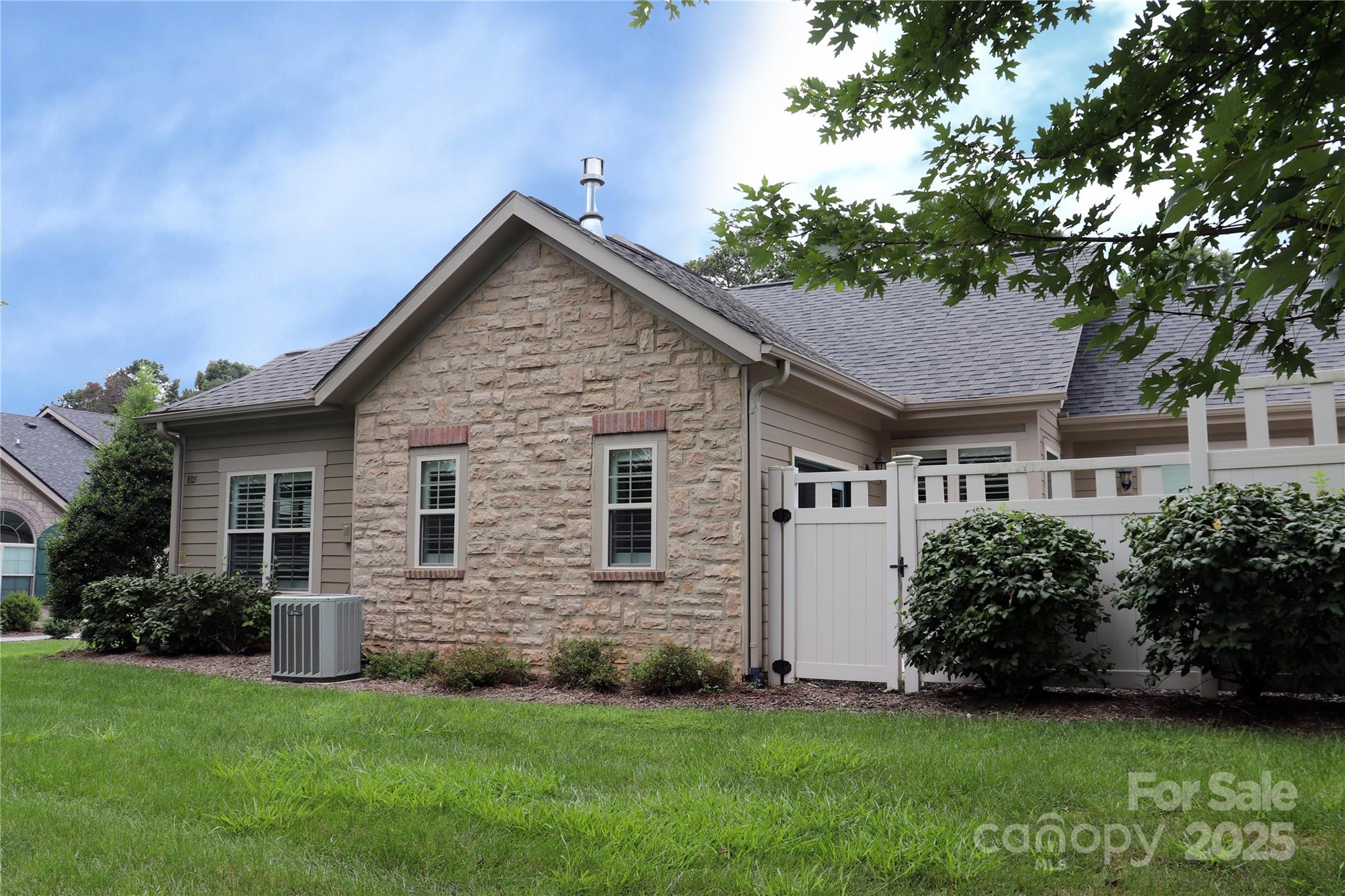 Wynnshire Ridge - Residential