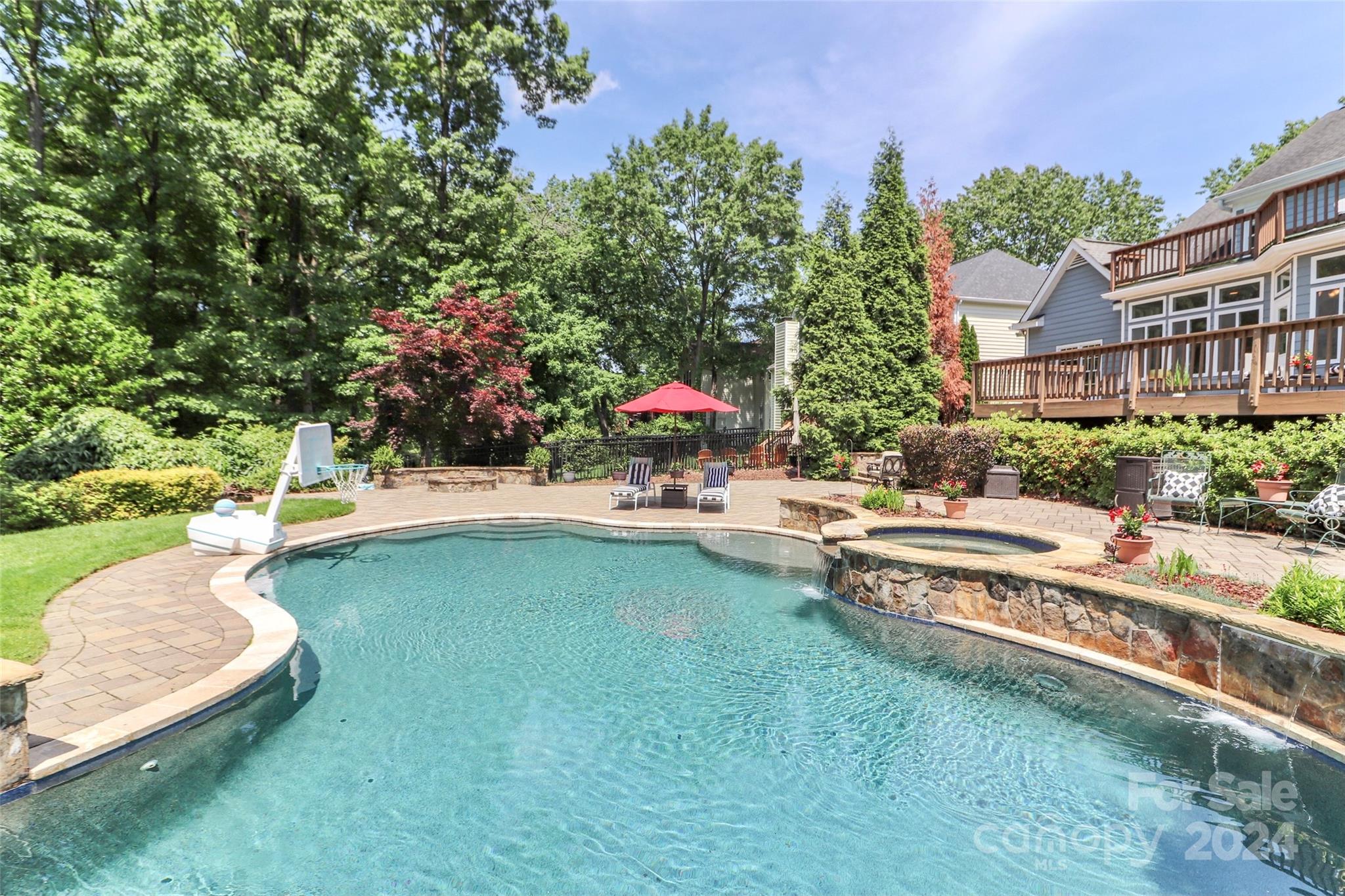 Highland Creek - Residential