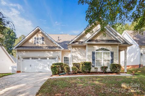 A home in Huntersville