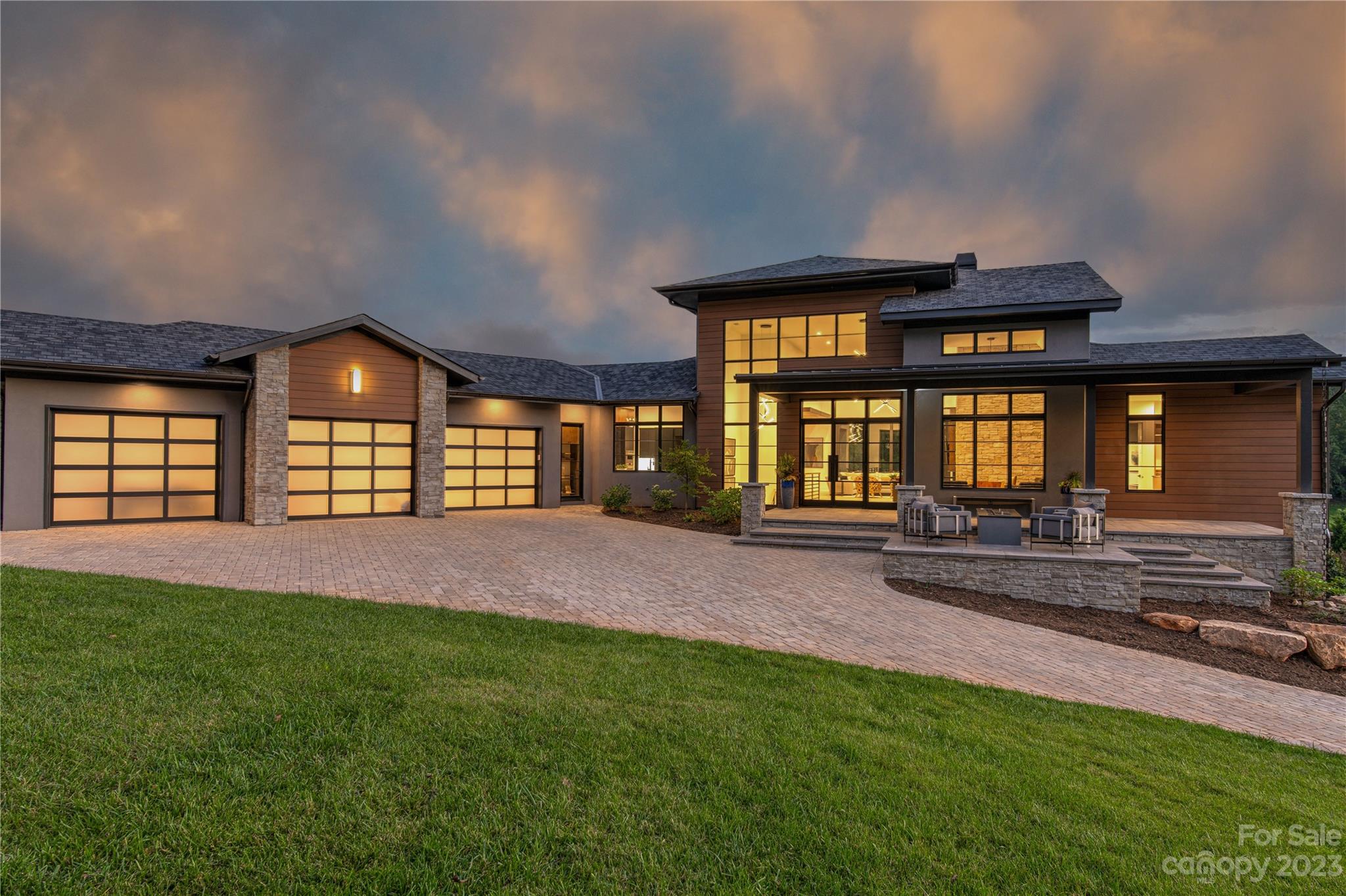 The Cliffs at Walnut Cove - Residential