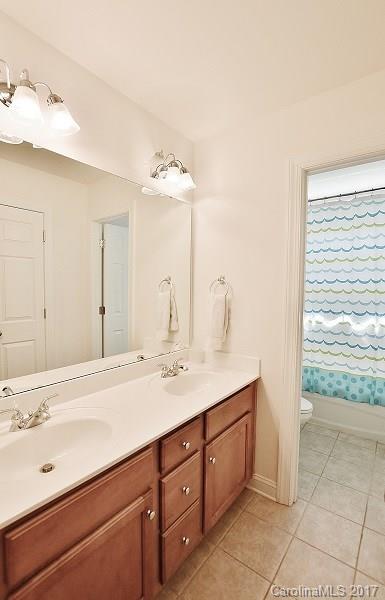 Macaulay - Residential Lease