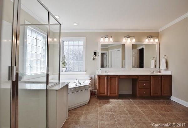 Macaulay - Residential Lease