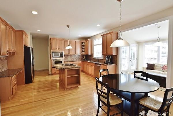 Macaulay - Residential Lease