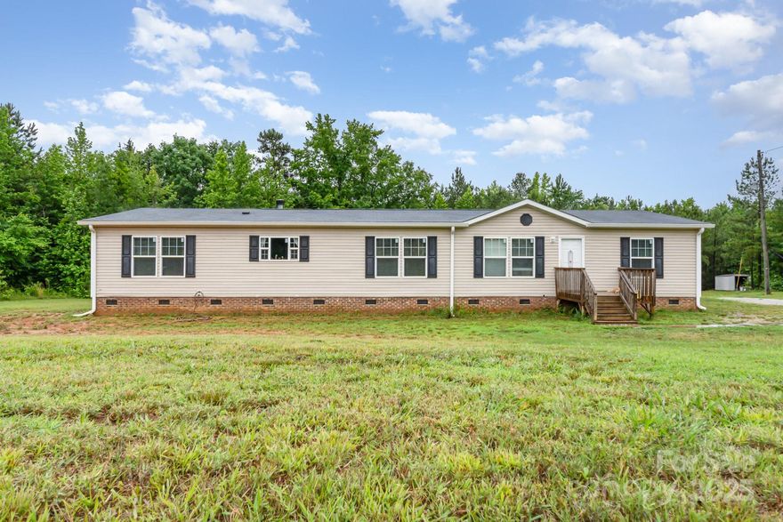 Don't miss your opportunity to be in Lancaster on over 7 acres!