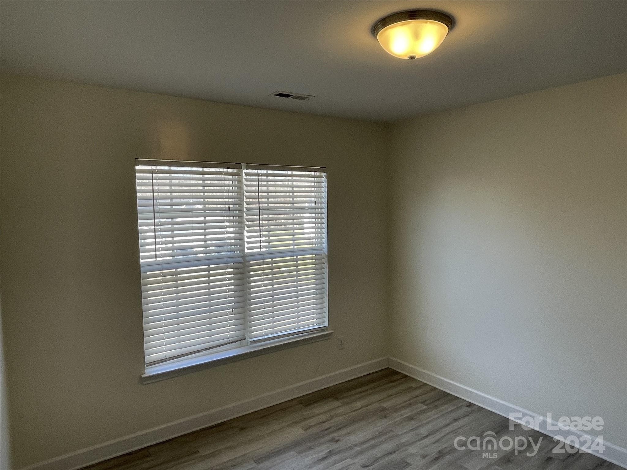 Hunting Creek - Residential Lease