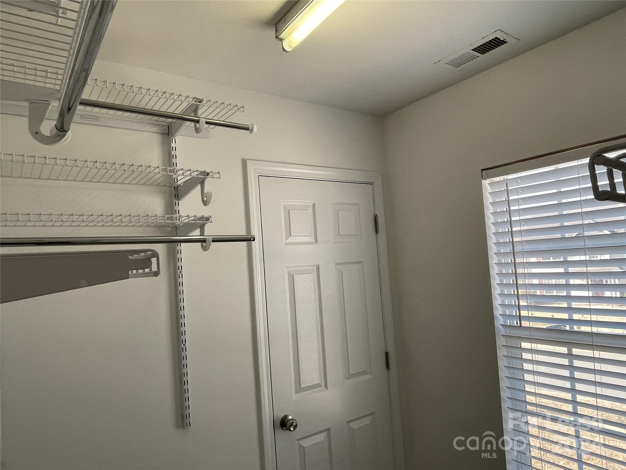 Hunting Creek - Residential Lease