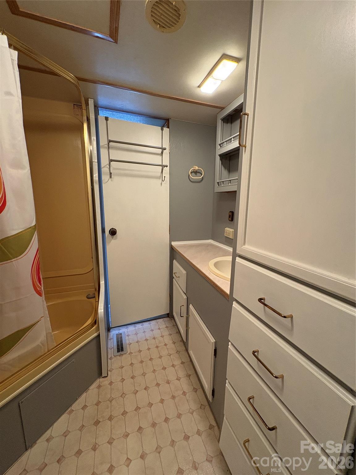 Badin Shores Resort - Residential