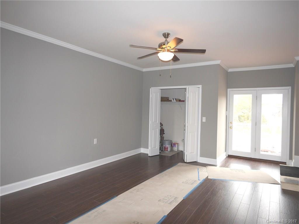 Paradise Point - Residential