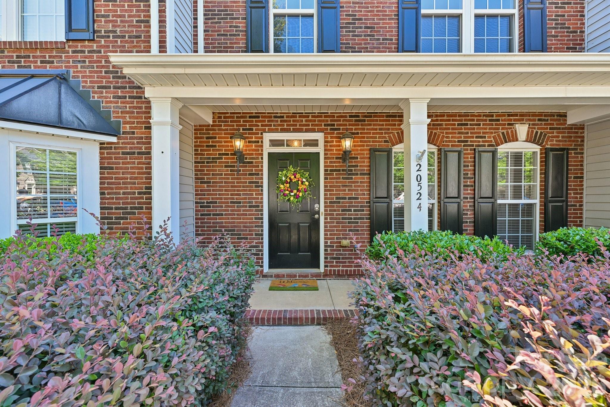 20524 Harbor View Drive