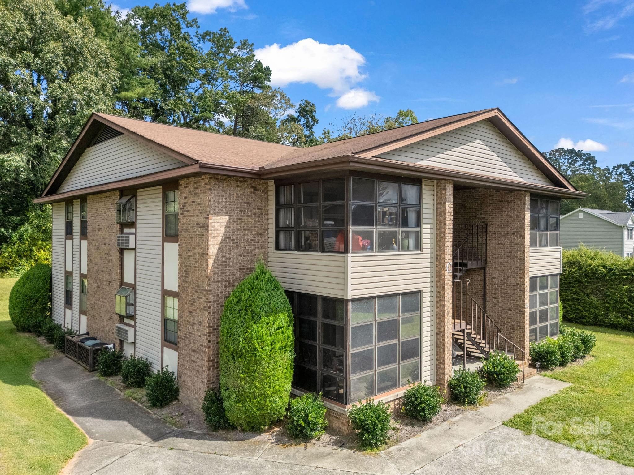 45 Indian River Road