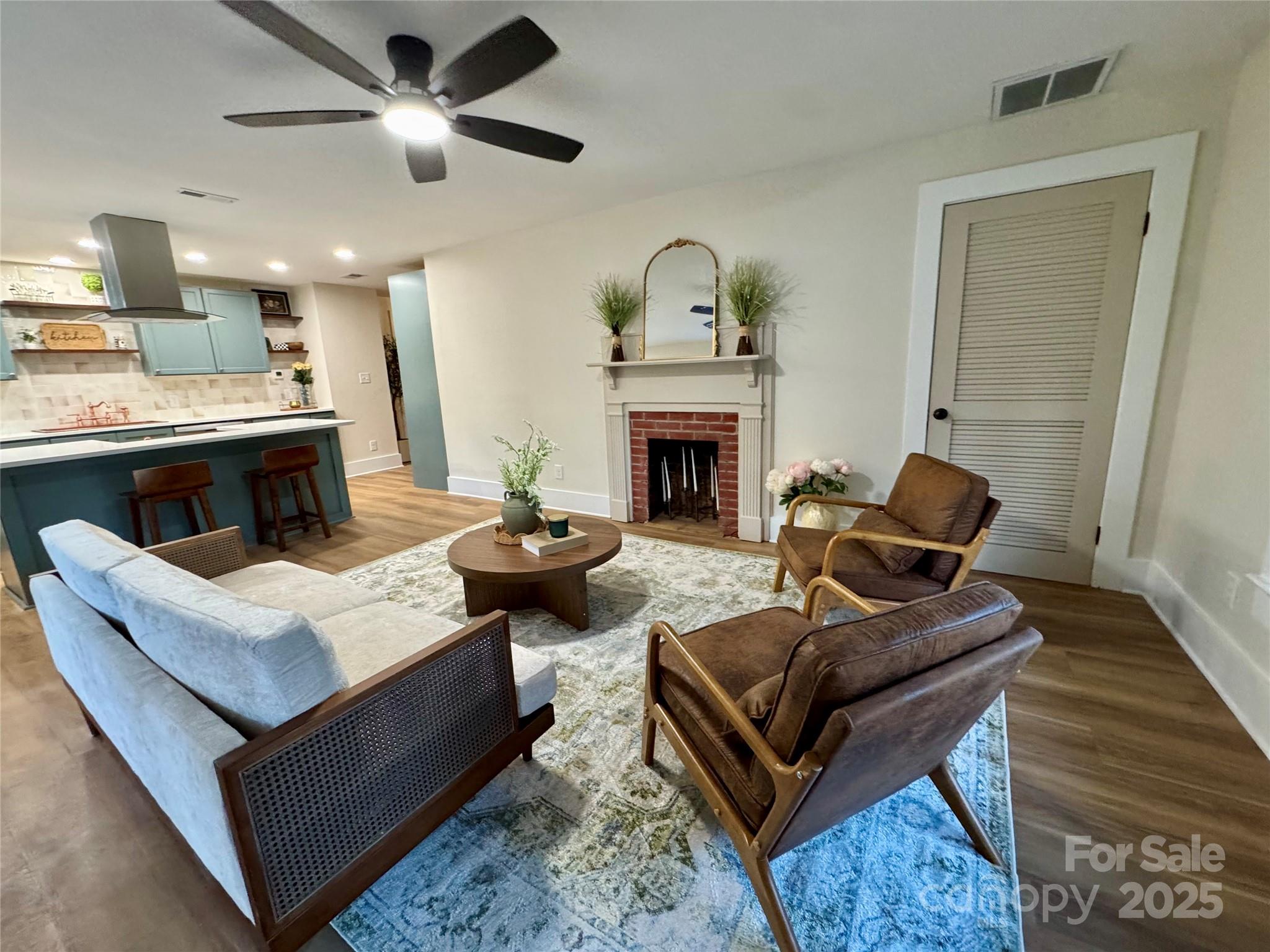 29 SW Plott Drive SW