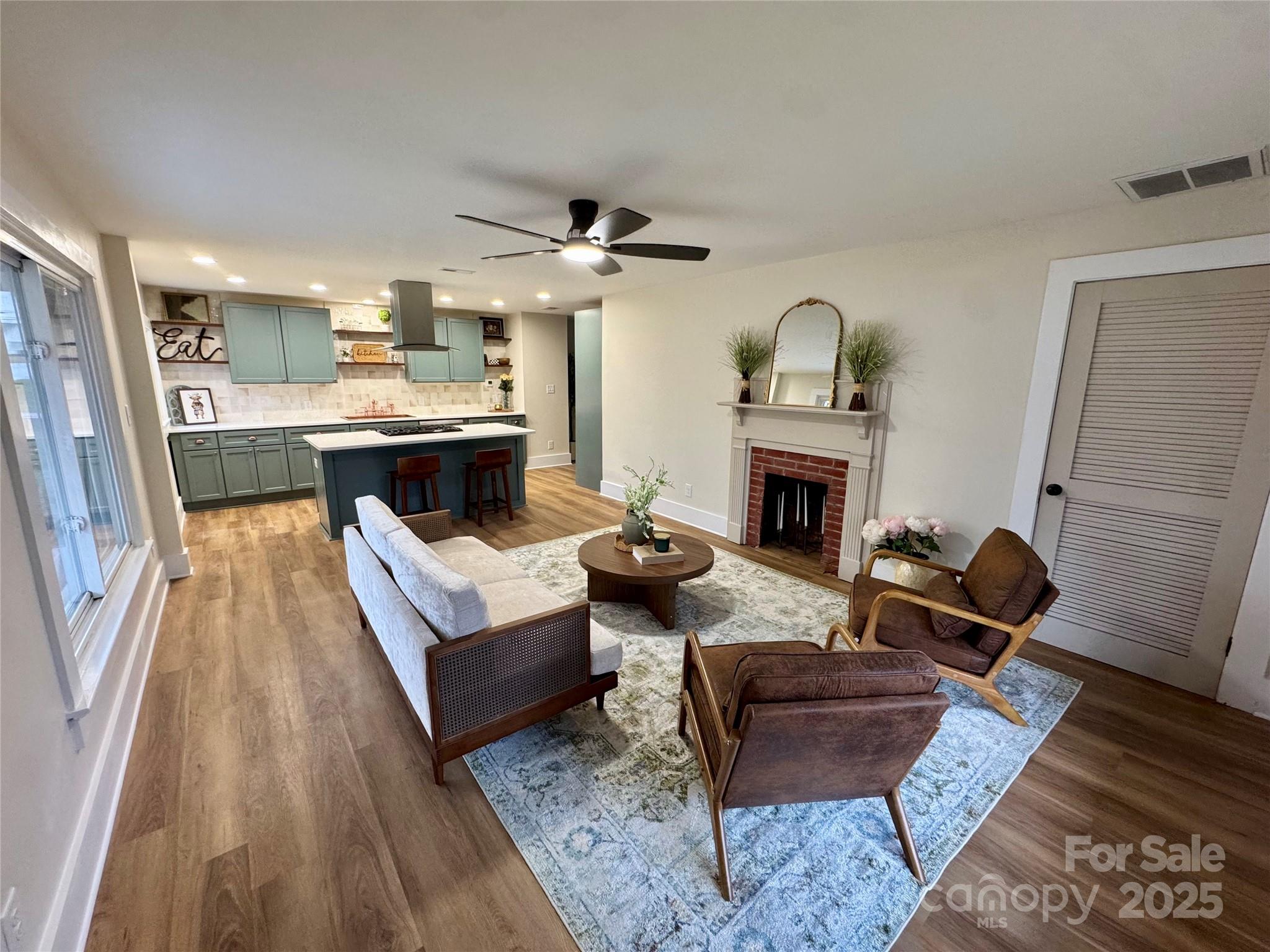 29 SW Plott Drive SW