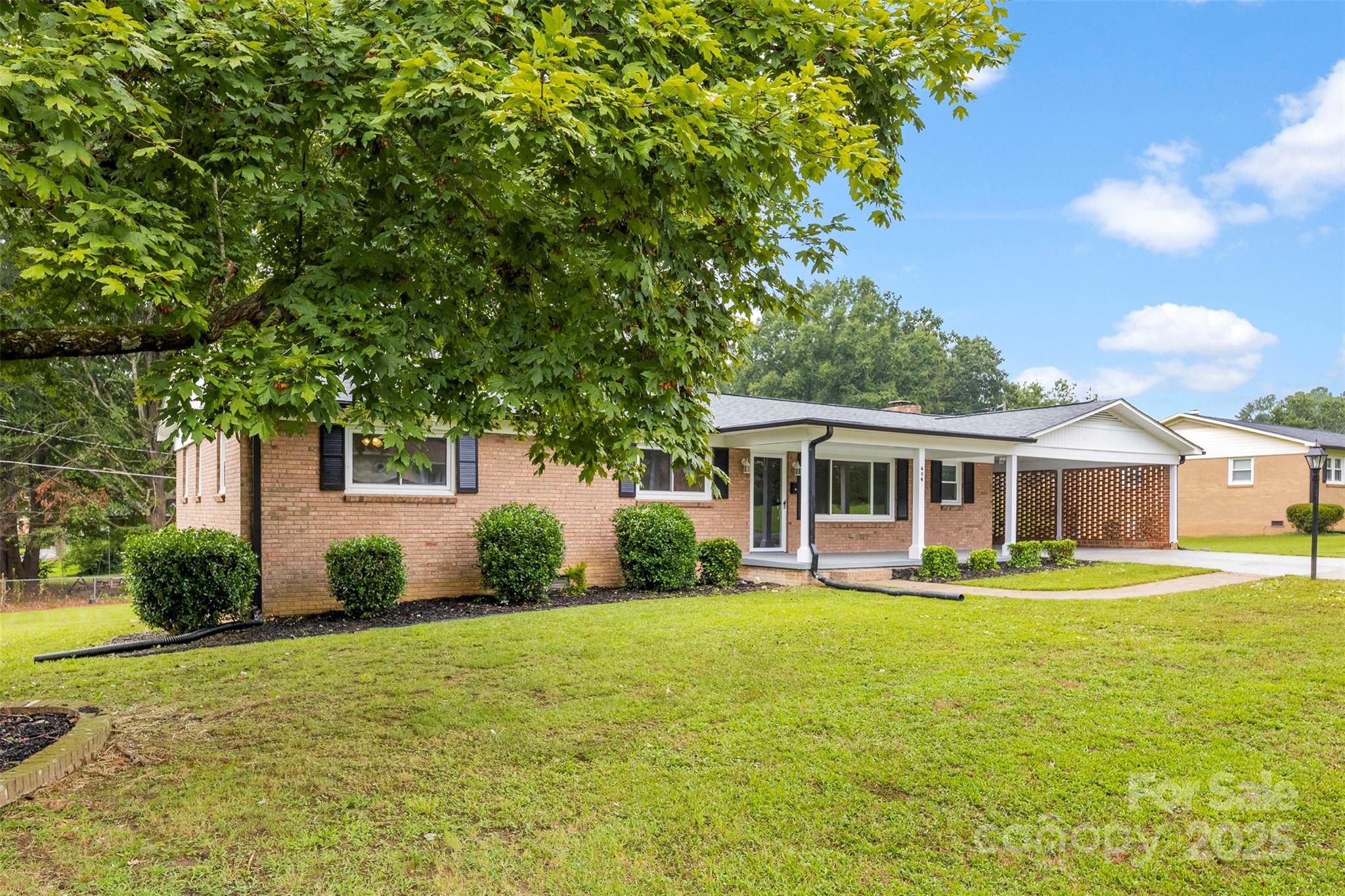 404 Kings Drive