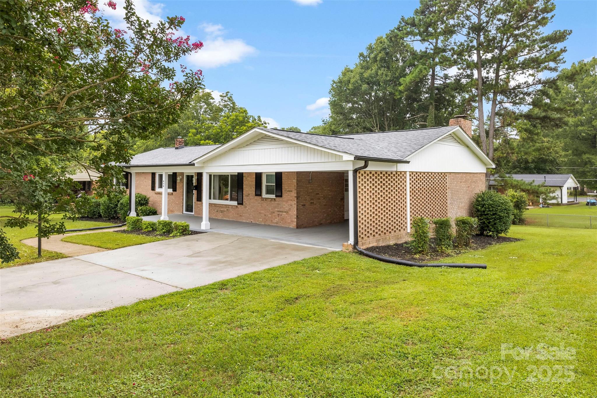 404 Kings Drive