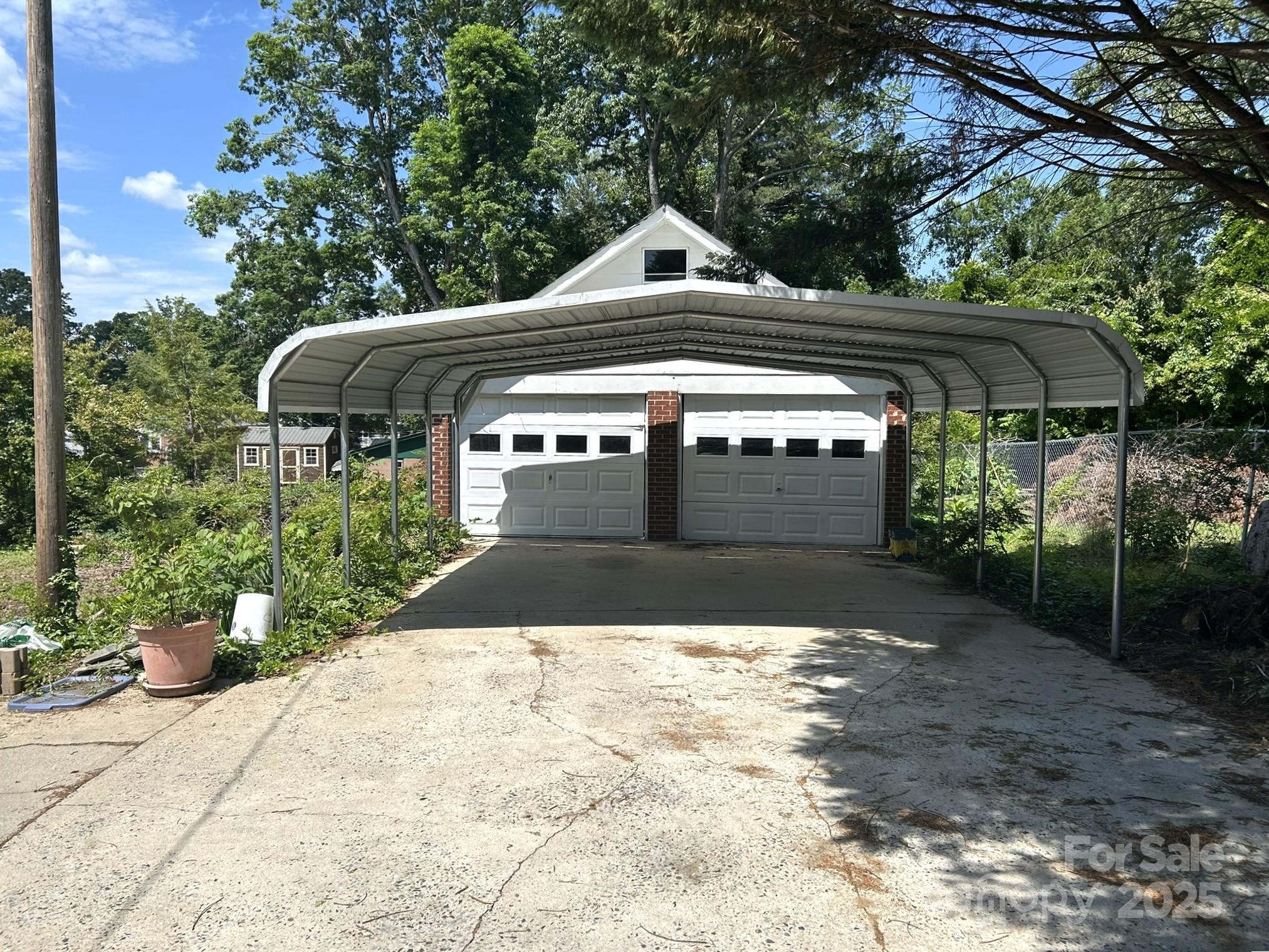 1526 Chase High Road