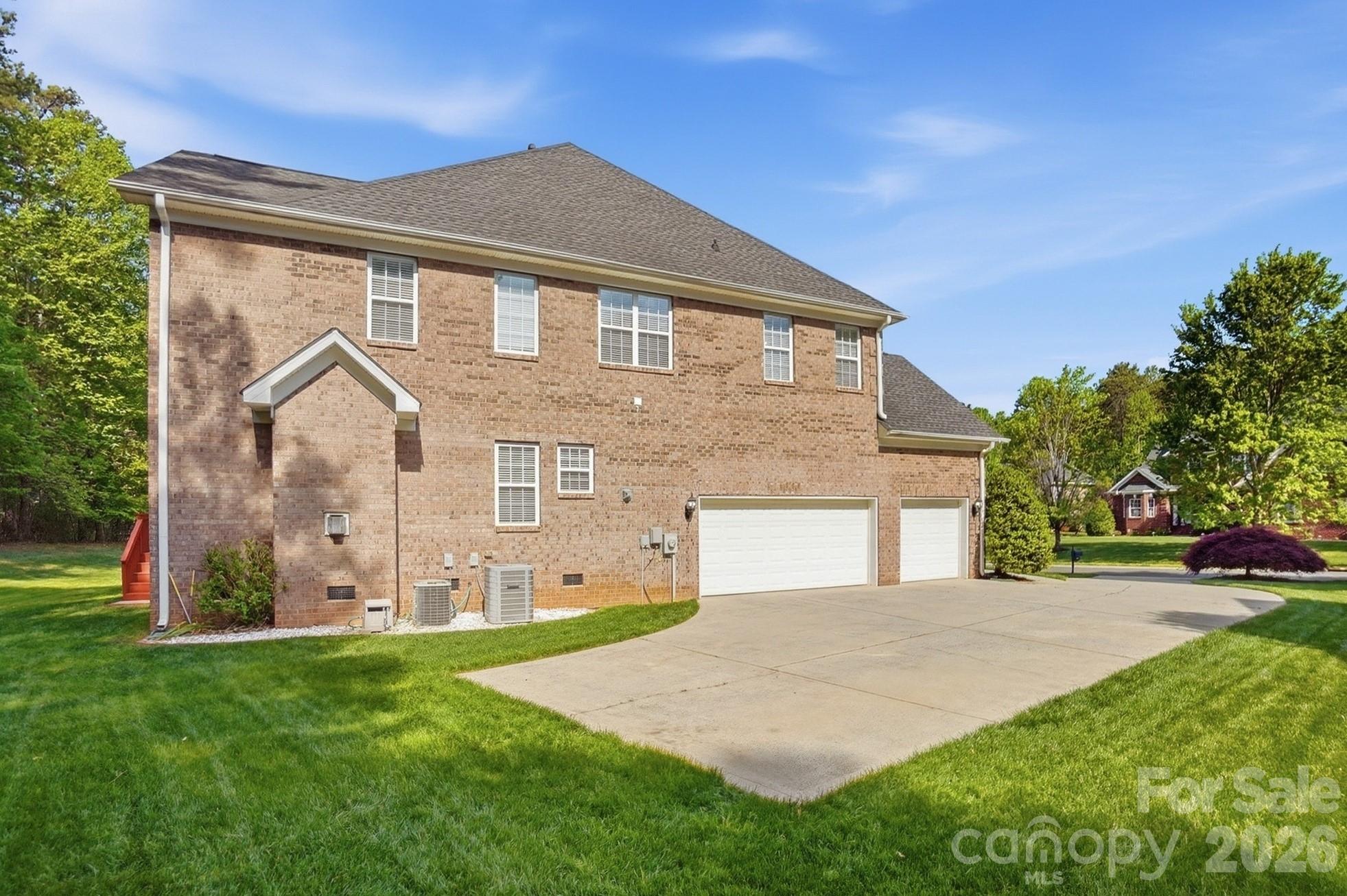 The Estates At Wesley Oaks - Residential